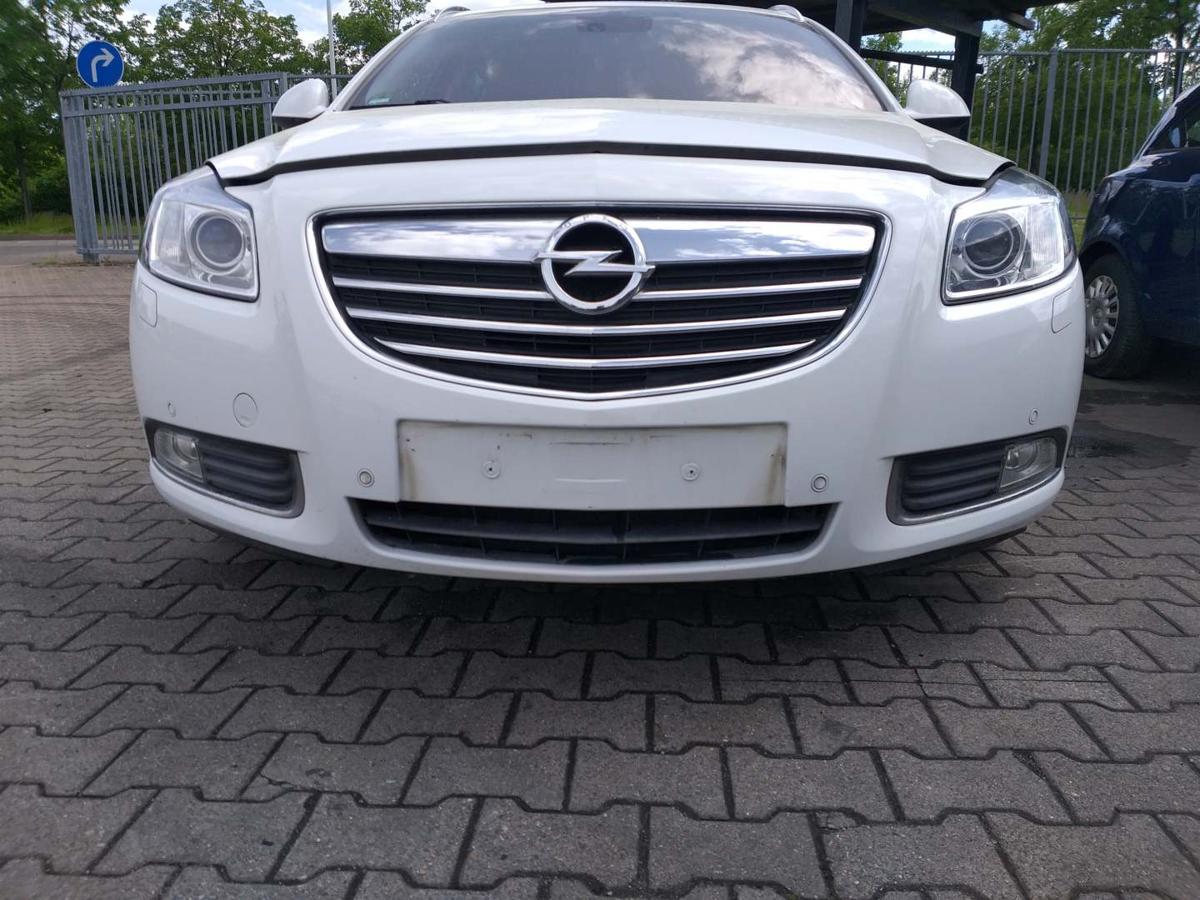 Opel Insignia A original Stoßstange Stossfänger vorn Z40R Schnee Weiss Bj.2011